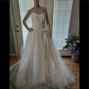Vera Wang Bridal Wedding Dress